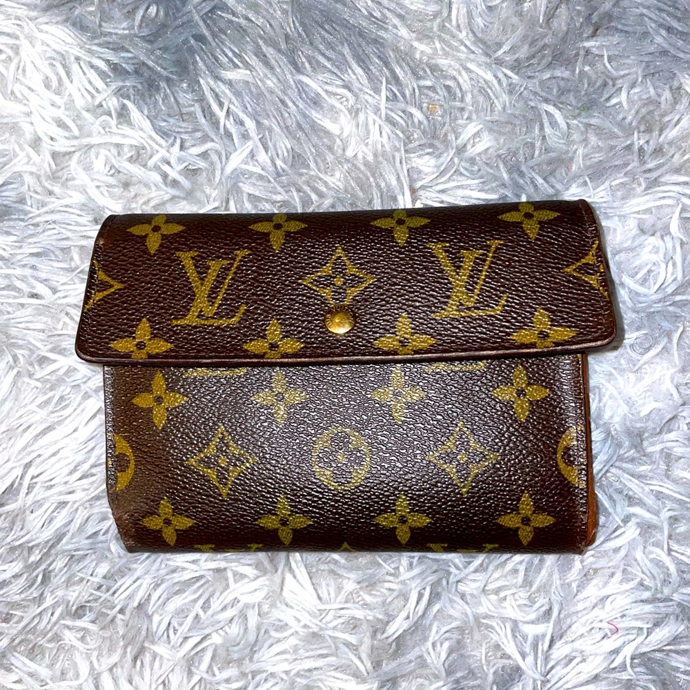 Louis Vuitton Alexandra Wallet
